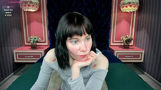 DoseOfDaisy online show from December 2025 12:36:02 PM