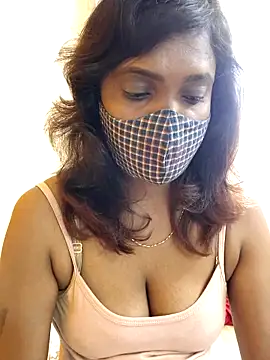 Queen-dhivya online show from December 2025 03:47:02 AM