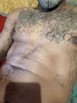 TGLZaddy online show from November 2025 01:48:01 PM