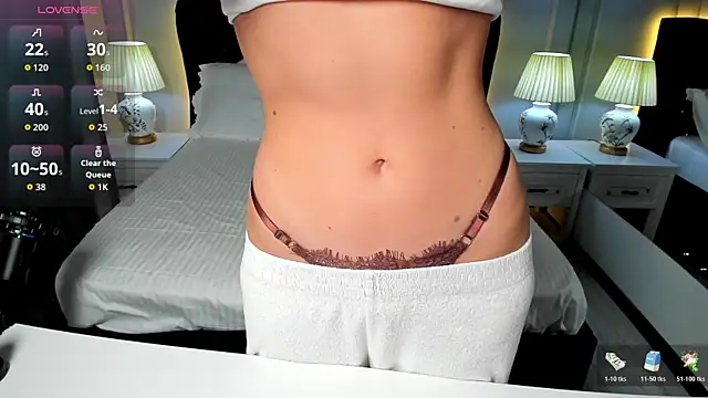 Vivian Vance online show from November 2025 04:23:02 AM