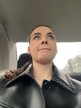 KristiRich online show from April 2026 01:46:01 PM