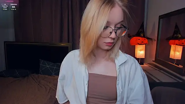 ShanelTunon online show from October 2025 07:59:01 PM