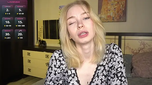 ShanelTunon online show from November 2025 08:03:01 PM