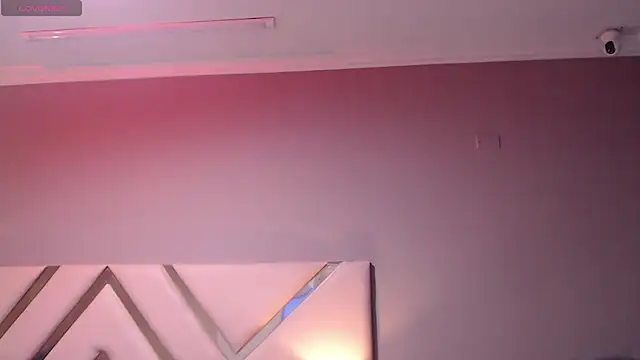 GiselJones online show from November 2025 07:56:01 PM