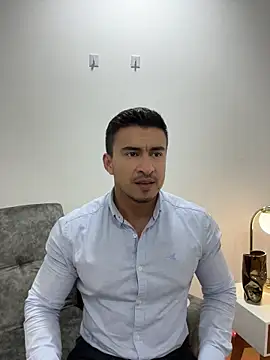 Chris Clarck online show from November 2025 07:13:02 PM