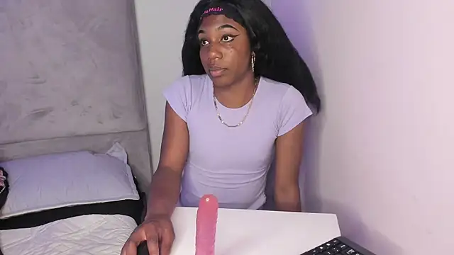 Shelsyissy online show from November 2025 08:30:01 PM