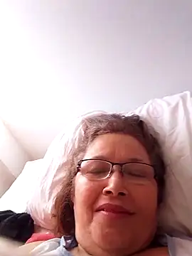 Snapshot of Cessi50 chatting on May 2026 12:45:02 PM Cessi50 online show from May 2026 12:45:02 PM