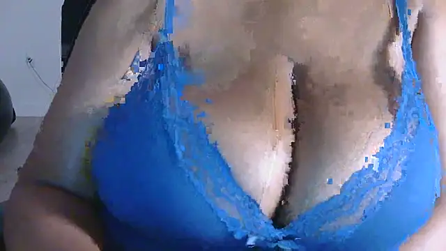 TheeBustiestBella online show from November 2025 09:10:01 AM