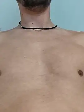 3leo10 online show from April 2026 02:32:02 PM