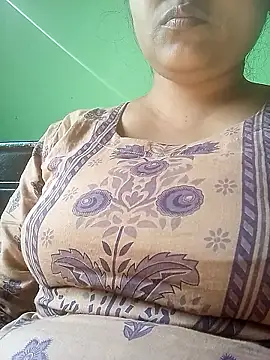 Snapshot of Tina_250 chatting on January 2026 05:35:02 AM Tina 250 online show from January 2026 05:35:02 AM