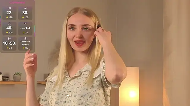 Carollina  online show from November 2025 03:12:01 PM