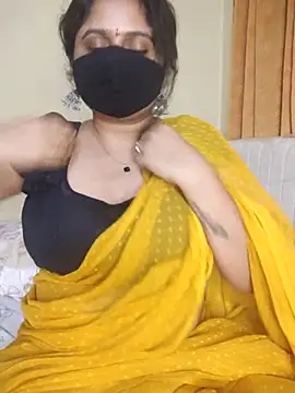 Snapshot of mouni499 chatting on June 2026 07:38:01 PM mouni499 online show from June 2026 07:38:01 PM