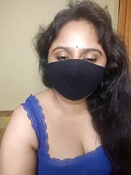 Snapshot of mouni499 chatting on June 2026 09:30:02 PM mouni499 online show from June 2026 09:30:02 PM