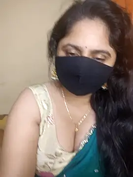 Snapshot of mouni499 chatting on July 2026 08:42:01 AM mouni499 online show from July 2026 08:42:01 AM