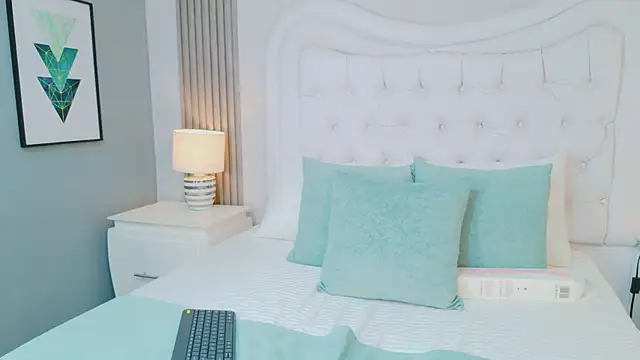 ScarlettPetrova online show from March 2026 11:59:02 AM