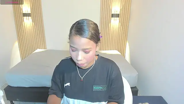 ValentinaRose4 online show from December 2025 11:26:02 AM