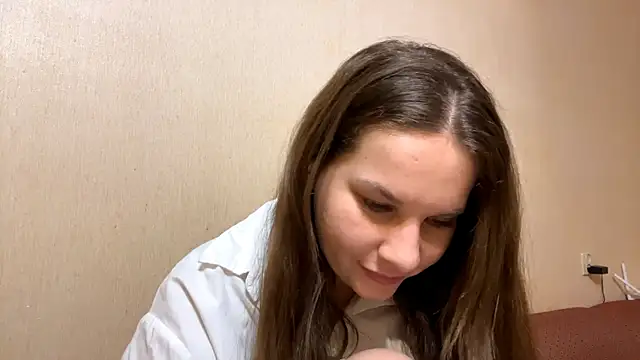 Luna Blossom online show from November 2025 09:53:01 AM