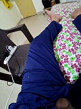 suraj696 online show from November 2025 06:06:01 PM