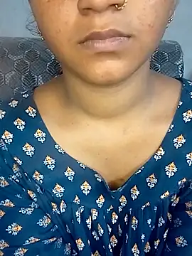 Neha533 online show from March 2026 06:25:01 PM