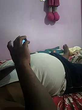 Snapshot of hyd_couple7878 chatting on November 2025 10:24:01 AM hyd couple7878 online show from November 2025 10:24:01 AM