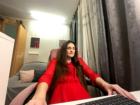 HelgaMun online show from November 2025 10:26:01 AM