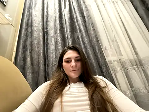 HelgaMun online show from November 2025 05:56:02 PM