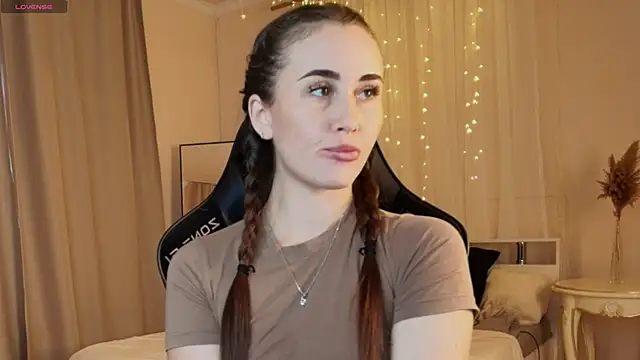  Melissa Evans  online show from November 2025 01:11:02 PM