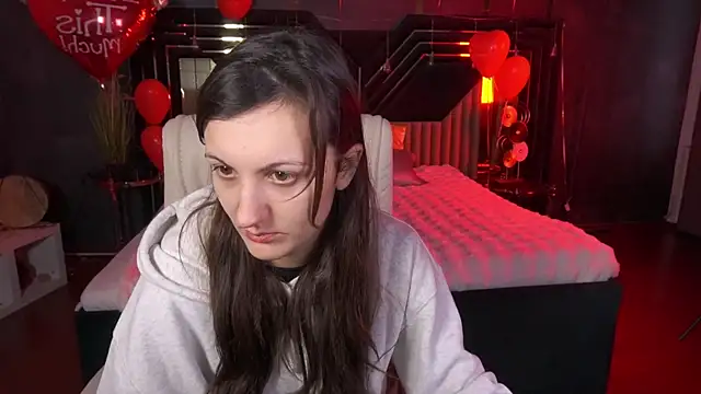 Snapshot of ZafiraMoonn chatting on February 2026 07:04:01 AM ZafiraMoonn online show from February 2026 07:04:01 AM