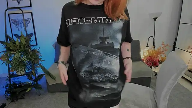 Snapshot of NaomiRosss chatting on November 2025 04:06:01 PM NaomiRosss online show from November 2025 04:06:01 PM