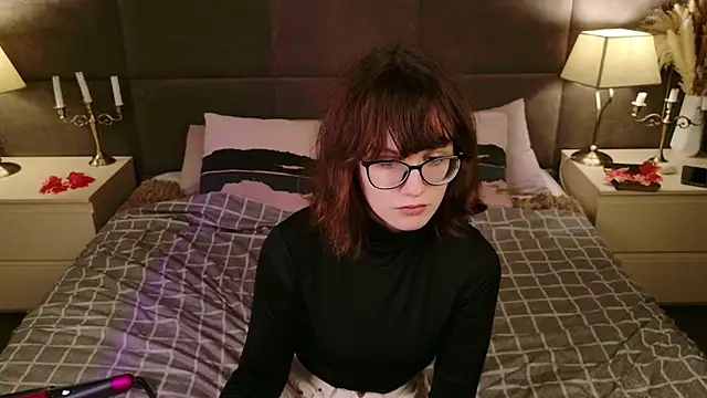 KathleenDioiz online show from November 2025 01:21:02 PM