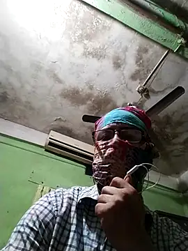 Snapshot of BdTinyDick chatting on November 2025 08:29:01 PM BdTinyDick online show from November 2025 08:29:01 PM