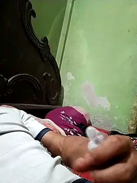 Snapshot of BdTinyDick chatting on November 2025 07:46:02 PM BdTinyDick online show from November 2025 07:46:02 PM