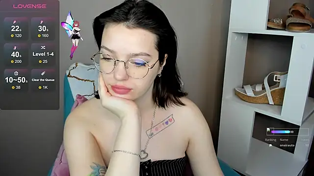 Snapshot of Karina_Kellyy chatting on November 2025 02:21:01 AM Karina Kellyy online show from November 2025 02:21:01 AM