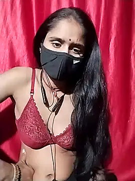 Your-Aisha online show from November 2025 04:29:02 PM