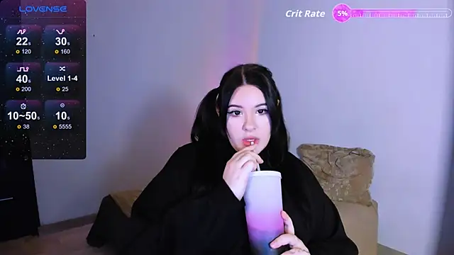 HitoMi2 online show from November 2025 10:37:01 AM