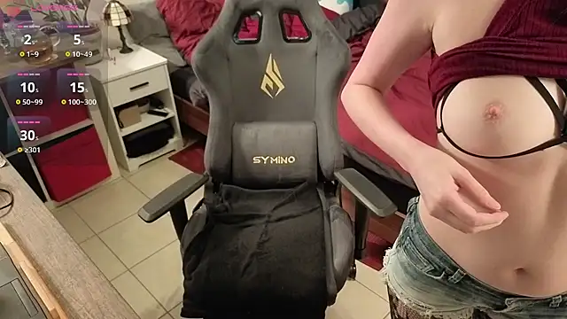 ScarletKitsunyaa online show from November 2025 03:25:02 PM