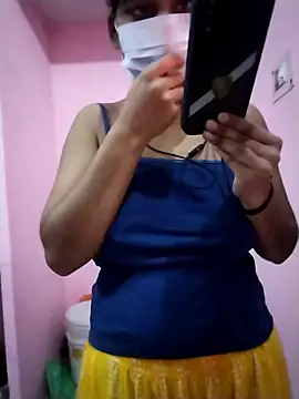 Snapshot of Rani_88 chatting on November 2025 05:02:01 AM Rani 88 online show from November 2025 05:02:01 AM