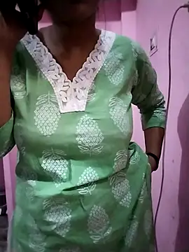 Snapshot of Rani_88 chatting on November 2025 06:13:01 AM Rani 88 online show from November 2025 06:13:01 AM