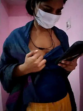 Snapshot of Rani_88 chatting on November 2025 05:07:02 AM Rani 88 online show from November 2025 05:07:02 AM