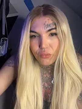 euscarlethotgirl online show from November 2025 10:51:01 PM