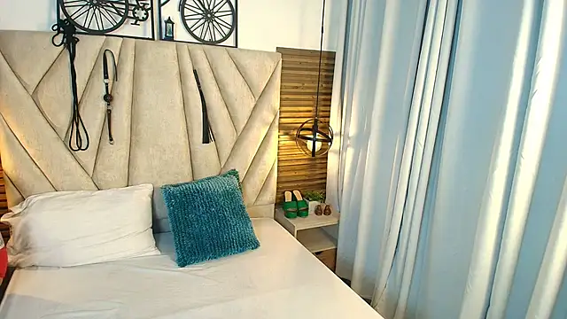 KimberlyFox t online show from March 2026 12:55:02 PM