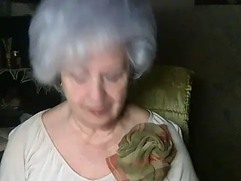 ValeriaKroww online show from April 2026 06:38:02 PM