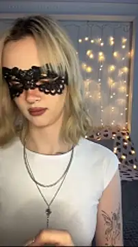 melisa diamond online show from November 2025 06:40:01 PM