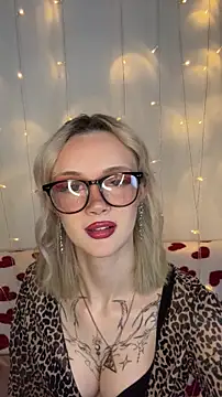 melisa diamond online show from November 2025 05:14:02 PM