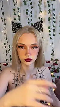 melisa diamond online show from November 2025 08:24:02 PM