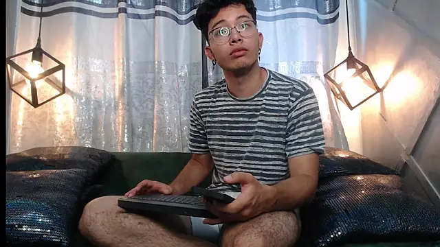 alexy re online show from November 2025 05:35:02 PM