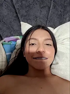 charlloteevans online show from March 2026 08:16:01 PM