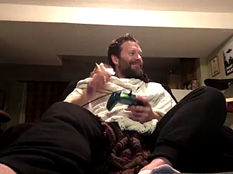 Snapshot of RockHammercock chatting on December 2025 06:33:02 AM RockHammercock online show from December 2025 06:33:02 AM
