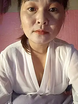 Panda-white online show from November 2025 01:22:01 AM