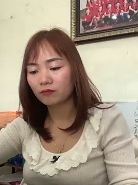 Snapshot of Bana-gibee chatting on February 2026 07:56:01 AM Bana-gibee online show from February 2026 07:56:01 AM